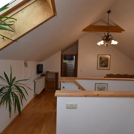 Haus Verdi Гостевой дом Sankt Andra im Lungau